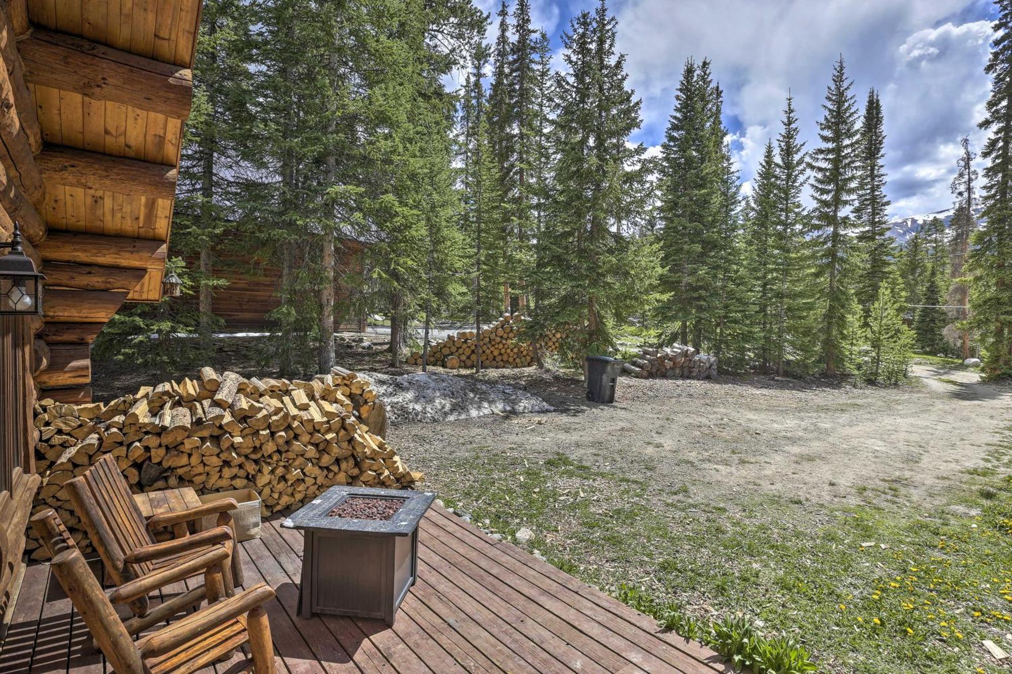 Cozy Breckenridge Cabin With Deck, 8 Mi To Gondola Esterno foto
